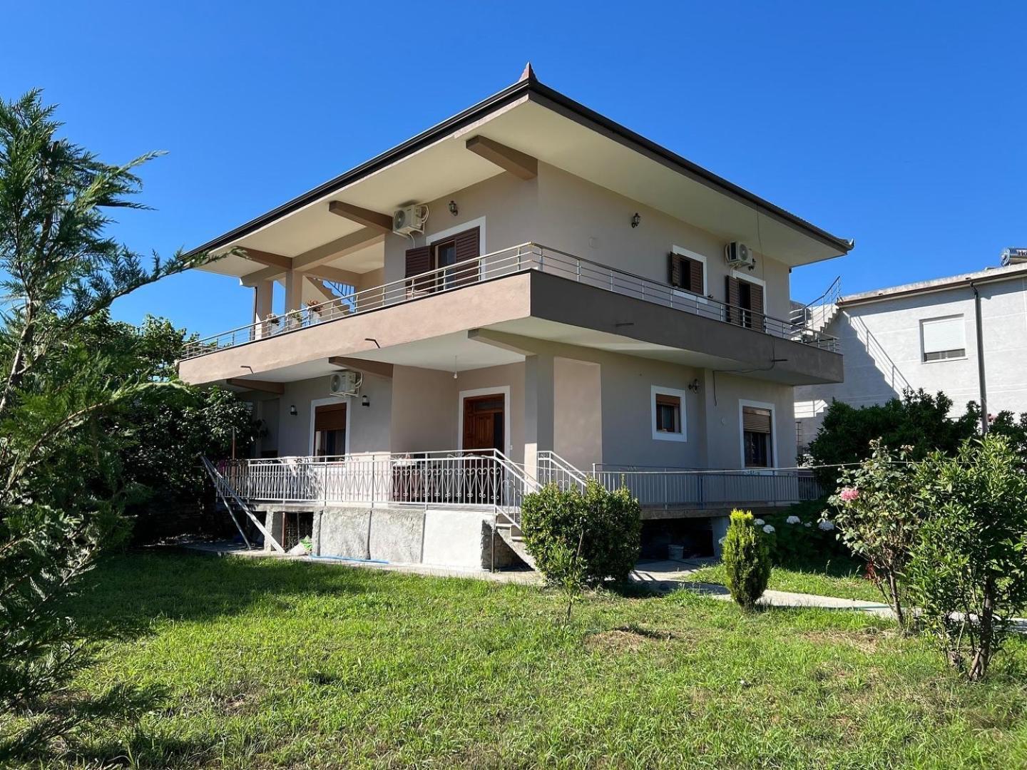 Villa Fjorentin Berat Zewnętrze zdjęcie
