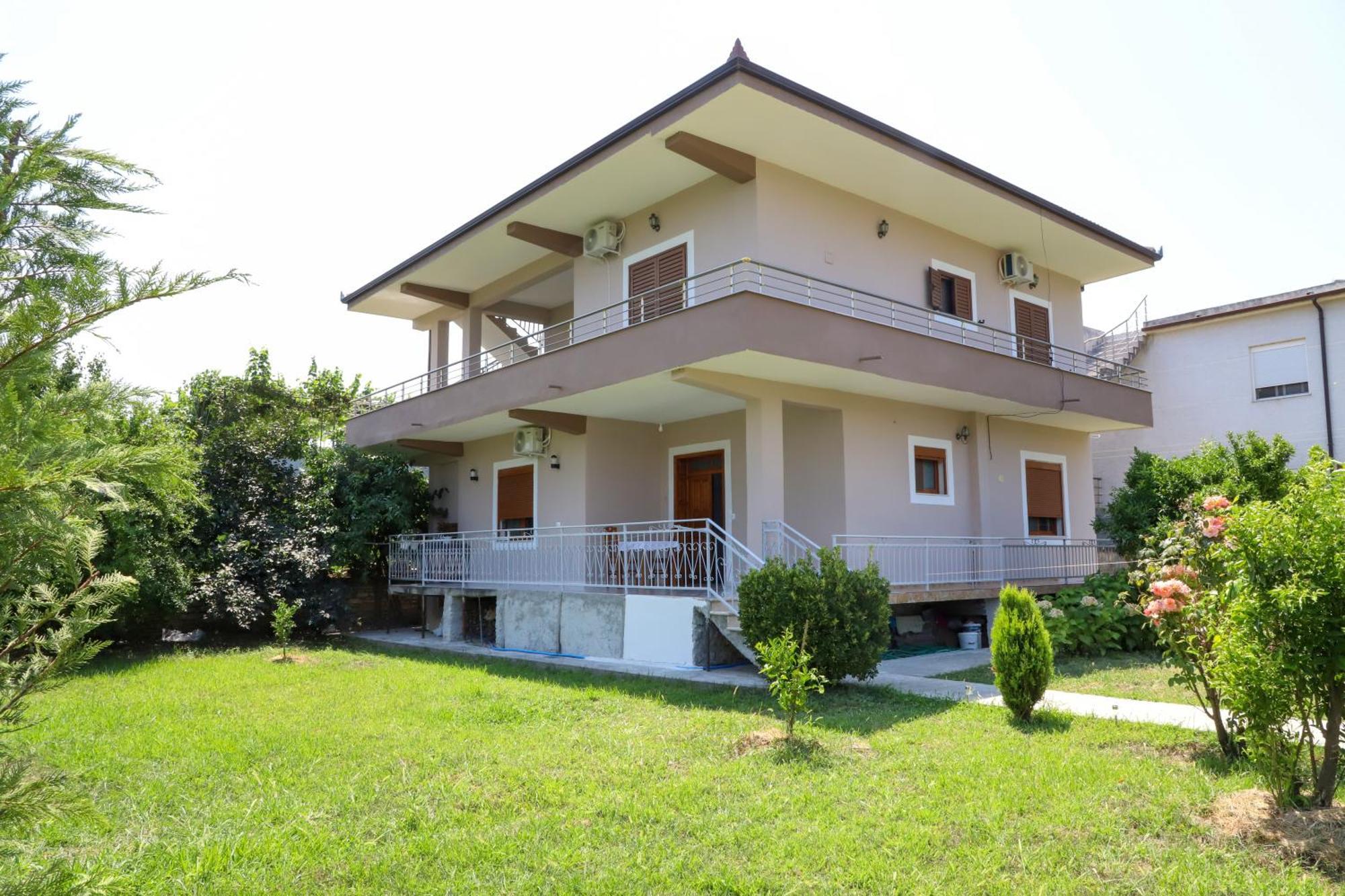 Villa Fjorentin Berat Zewnętrze zdjęcie